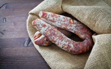 Дагестанская сушёная колбаса: секреты изготовления