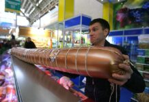 Много ли мяса в колбасе, нужно ли запрещать пальмовое масло и бояться пищевых добавок: Директор ФНЦ пищевых систем — о том, что мы едим