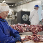 Пищекомбинат «Полярный» приступил к переработке свежей оленины