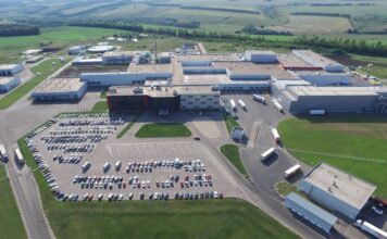 Флагманский завод «Мираторга» в Белгородской области отмечает день рождения