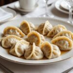 Лепить пельмени на Новый год снова в моде: быстро, много и «как у бабушки»