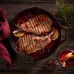 Группа «Черкизово» поделилась советами по выбору и приготовлению свинины